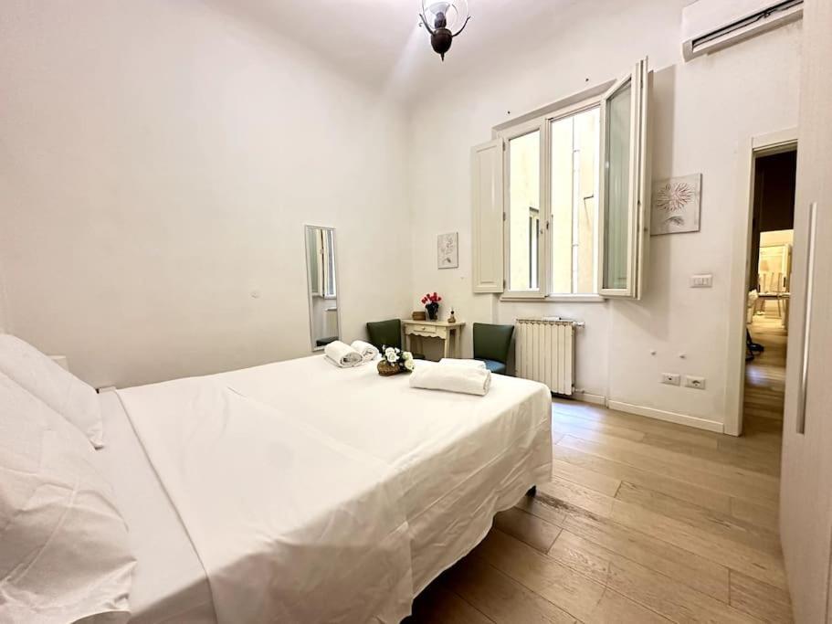 Comfortable House In Centro Storico Florencia Exterior foto